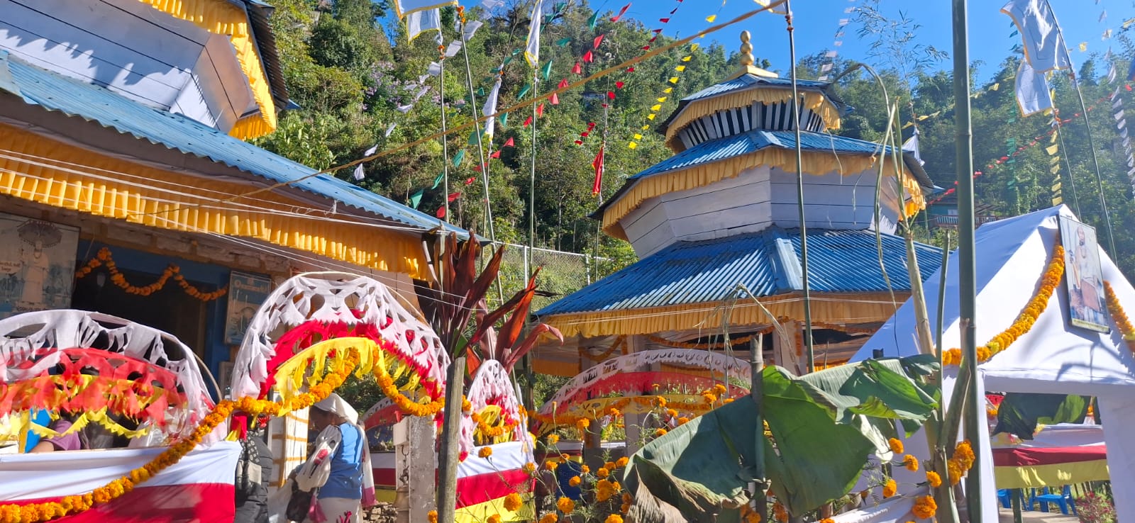 फुङलिङ नगरपालिका ६ काहुलेमा सजिसजावट गरिएको माङ्हिम ।