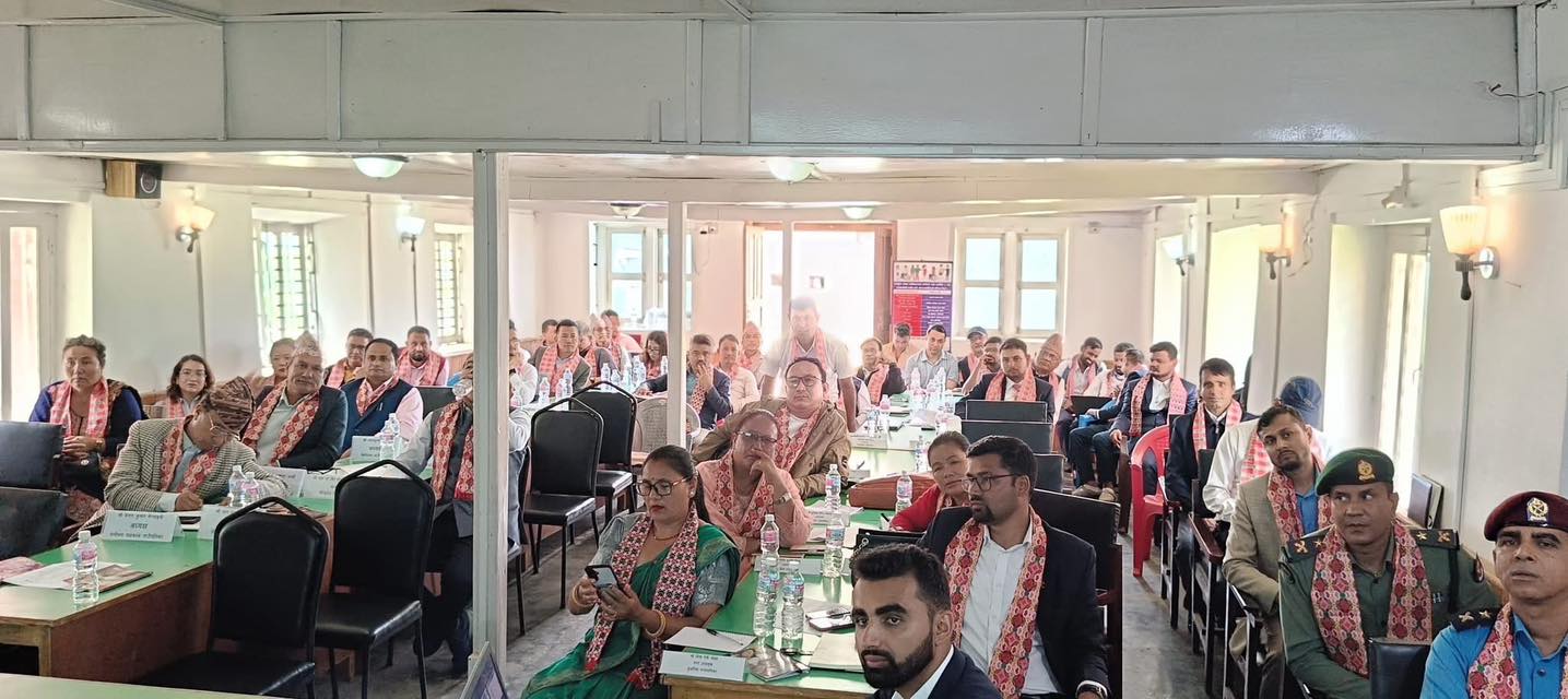 ताप्लेजुङमा समिक्षा तथा असल अभ्यास आदानप्रदान कार्यक्रममा सहभागीहरु